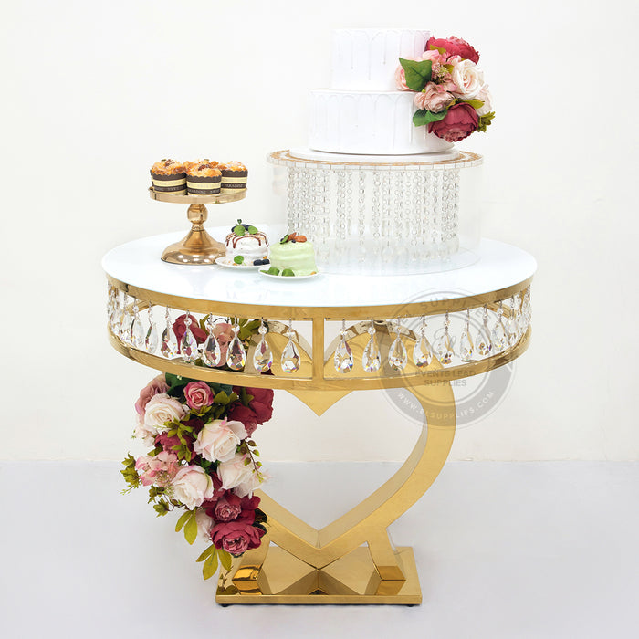 GEMMA HATHOR Heart Shaped Cake Table